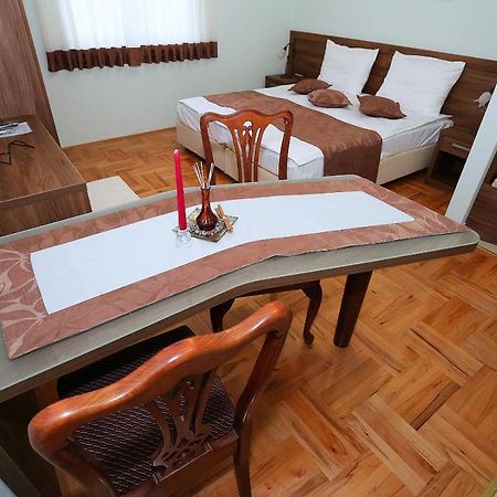 Apartments Ivana - Iva Zadar Eksteriør bilde
