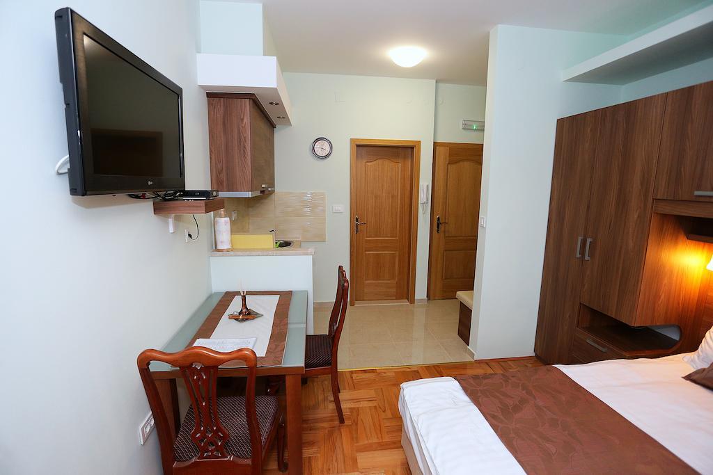 Apartments Ivana - Iva Zadar Eksteriør bilde