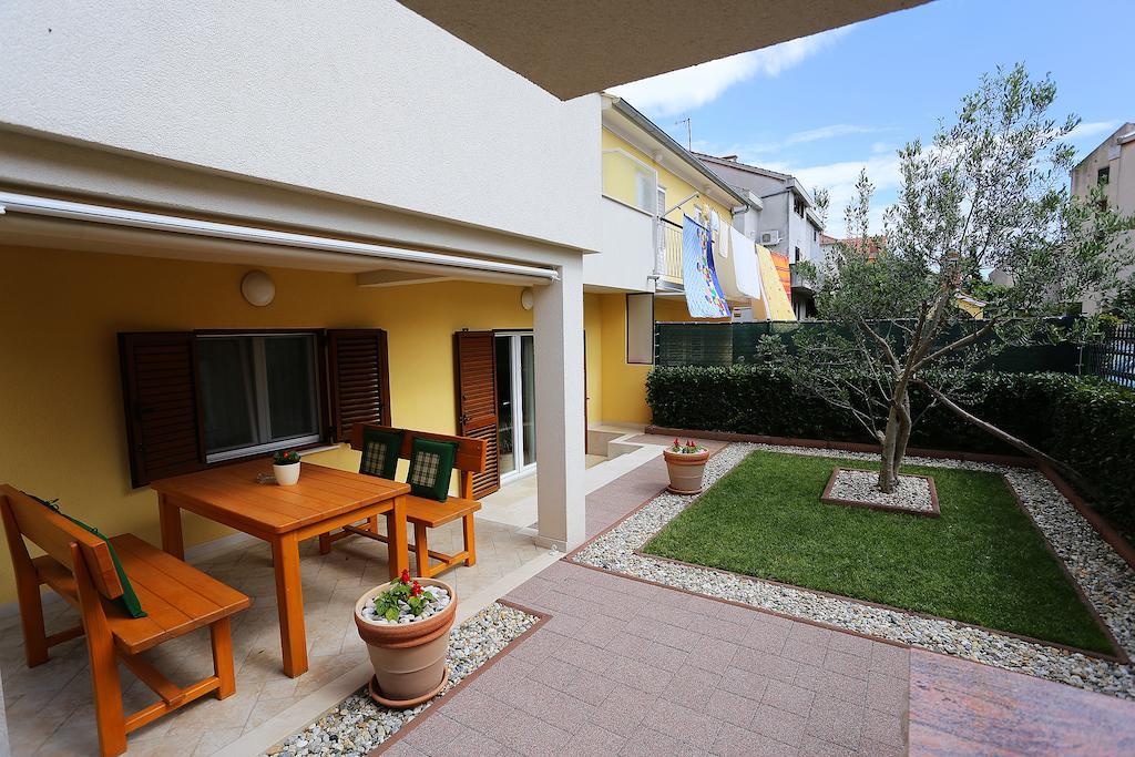 Apartments Ivana - Iva Zadar Eksteriør bilde