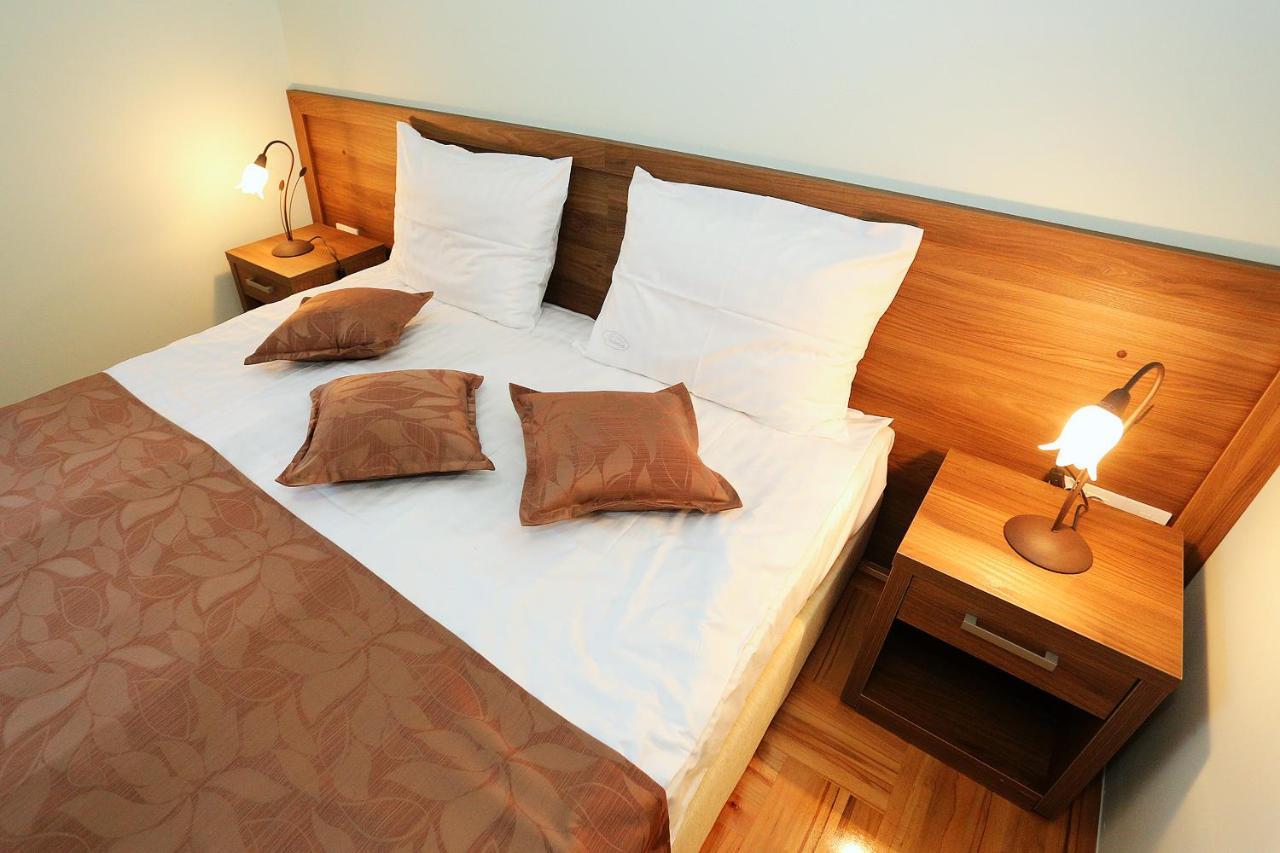 Apartments Ivana - Iva Zadar Eksteriør bilde